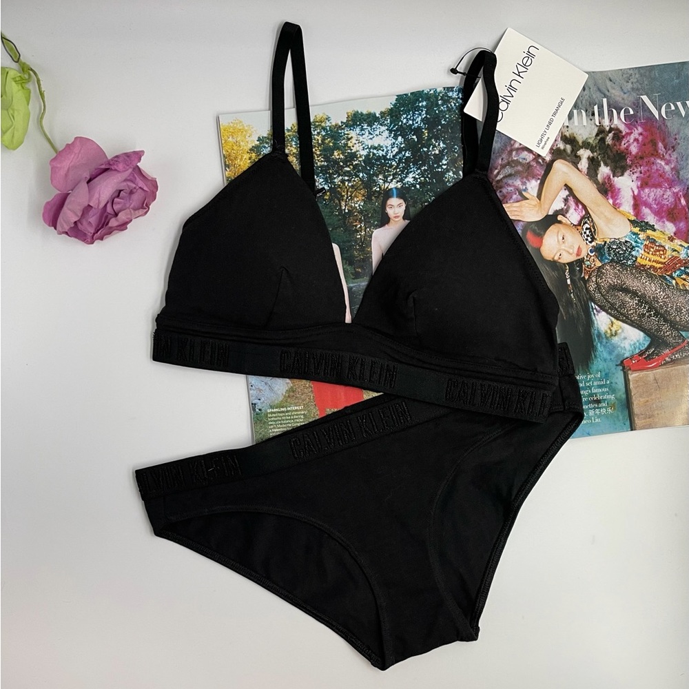 NEW Calvin Klein Lightly lines monochrome Bralette Bikini set